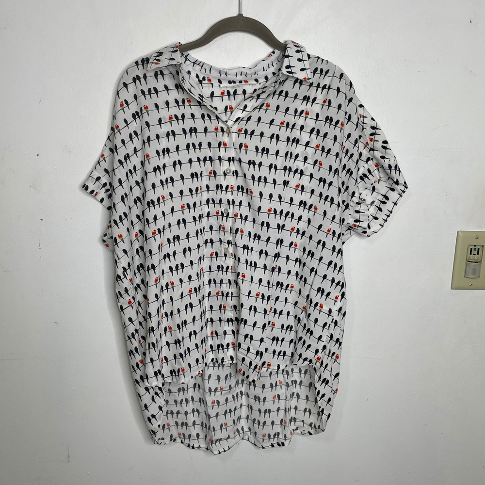 Jane + Delancey Women Black Parrot Print Button Down Blouse Shirt Medium